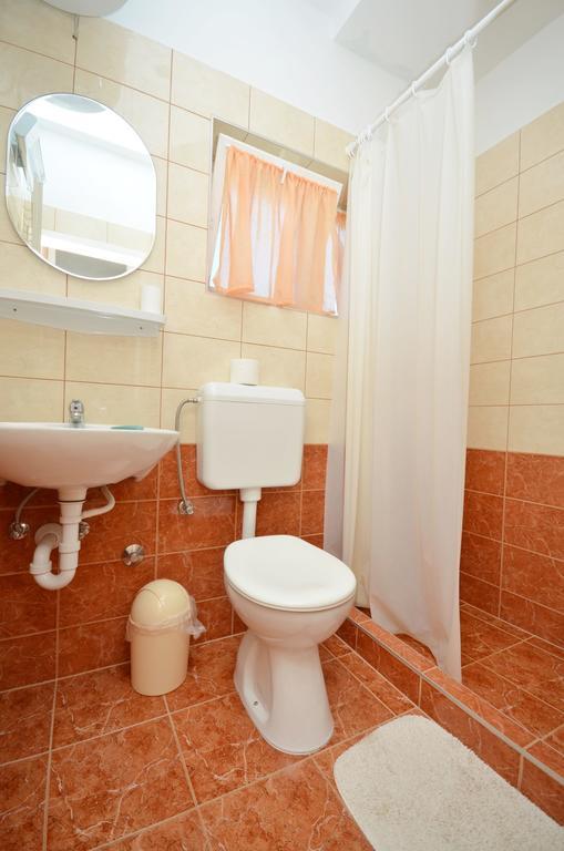 Apartments And Room Zinka Vodice Exterior photo